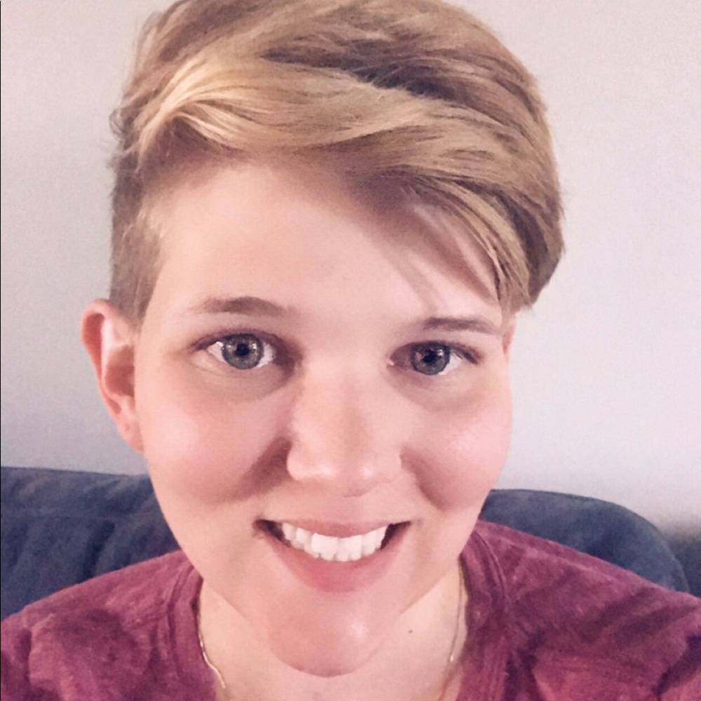 Meet your Posher, Vanessa